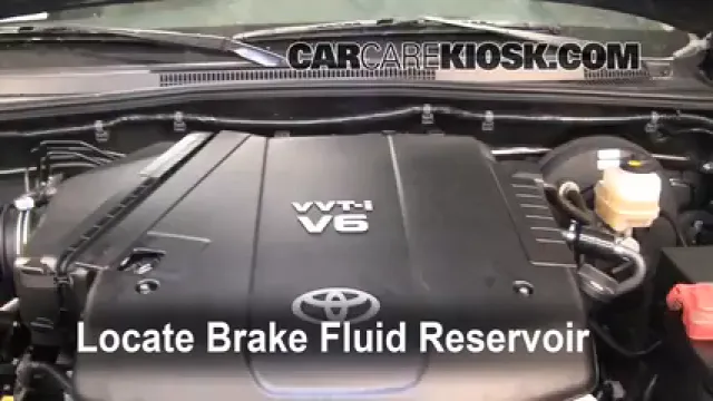 2009 Toyota Tacoma Pre Runner 4.0L V6 Crew Cab Pickup (4 Door) Liquide de frein Ajouter du liquide